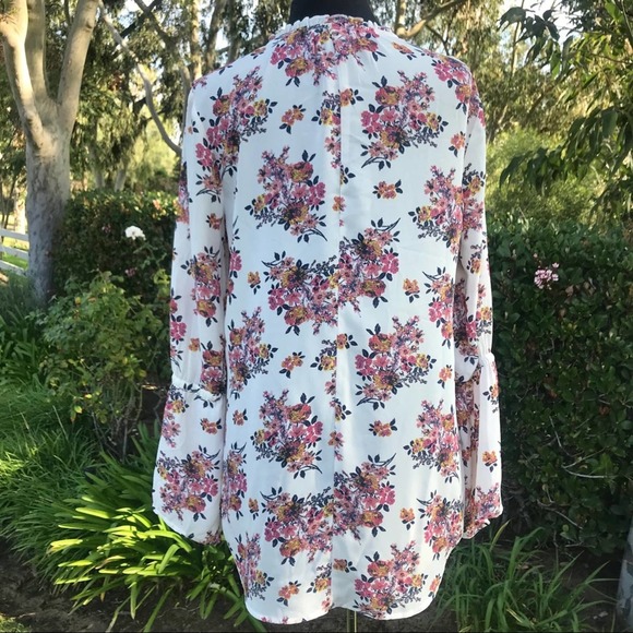 14th & Union Ivory Floral Bell Sleeve Blouse - Picture 3 of 7